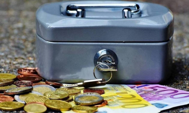 ΟΠΕΚΑ: Αντίστροφή μέτρηση για την πληρωμή των επιδομάτων