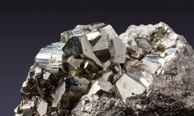 Εσείς, πόσο ορυκτό χρησιμοποιήσατε σήμερα; Από την οδοντόκρεμα έως το τζιν