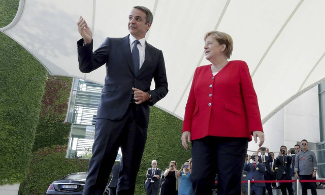 Επικοινωνία Μητσοτάκη-Μέρκελ: Μίλησαν για τις προκλήσεις της Τουρκίας