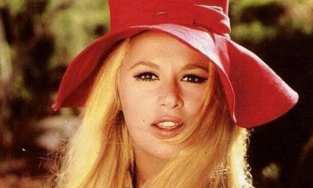 Αλίκη Βουγιουκλάκη: 24 χρόνια από τον θάνατο της - Το συγκινητικό μήνυμα του γιου της