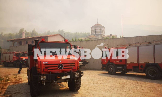 Φωτιά - Κεχριές: Θρίλερ με την εκκένωση του Σοφικού - Σε κατάσταση έκτακτης ανάγκης η αν. Κορινθία 