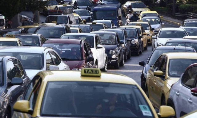 Κίνηση ΤΩΡΑ: Μποτιλιάρισμα στον Κηφισό - Πού εντοπίζονται τα προβλήματα