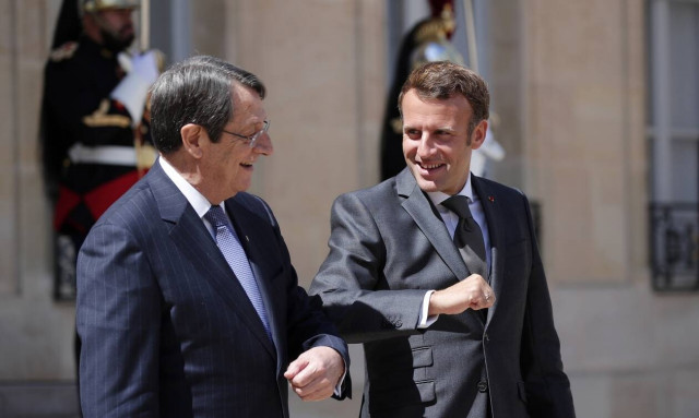 Νέο ξεκάθαρο μήνυμα Μακρόν: Δεν θα δεχτούμε να απειλείται ο θαλάσσιος χώρος κράτους μέλους της ΕΕ