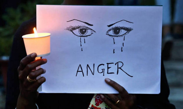 Ινδία: Αποτρόπαιο έγκλημα - Βίασαν, δολοφόνησαν και πέταξαν σε πηγάδι 3χρονο κορίτσι