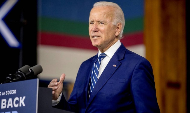Δημοσκόπηση - ΗΠΑ: Ο Μπάιντεν πολύ μπροστά από τον Τραμπ σε 3 πολιτείες-κλειδιά