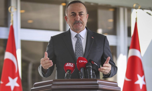 Εκνευρισμός Τσαβούσογλου για το μήνυμα Μακρόν στα ελληνικά - «Η Γαλλία έχασε την ουδετερότητά της» 