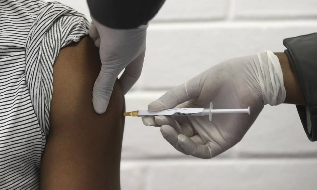 Κορονοϊός - Σύψας: Το επόμενο καλοκαίρι το εμβόλιο στην Ελλάδα - Ποιοι θα το λάβουν