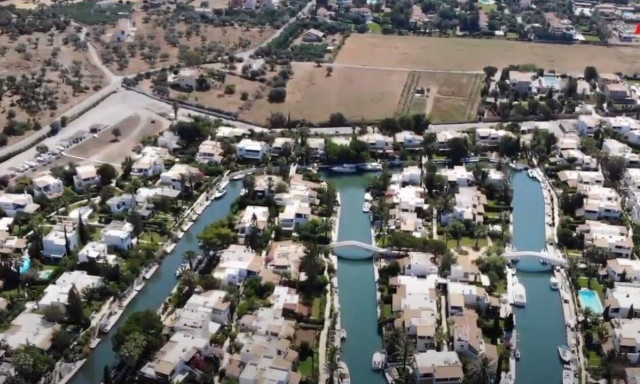 Η Βενετία της Ελλάδας: Ένας επίγειος παράδεισος στον Αργοσαρωνικό (vid)