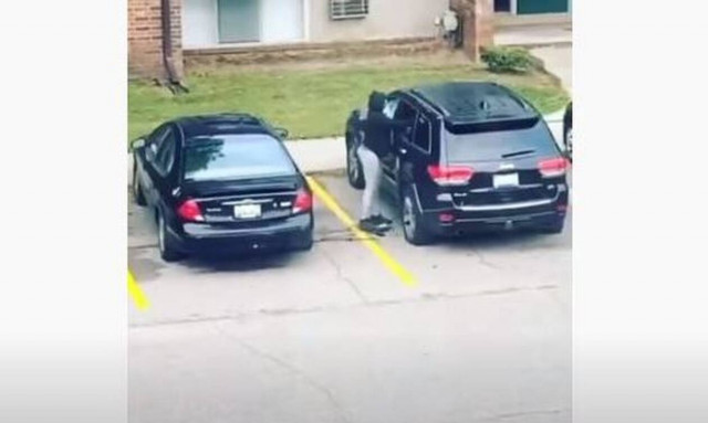 Έβαλε φωτιά στο I.X. του πρώην και της γύρισε... μπούμερανγκ! (pics)