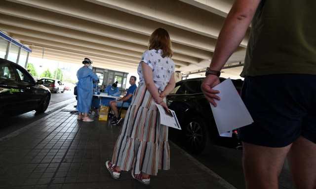 Κορονοϊός - Νέα μέτρα: Μόνο με αρνητικό τεστ η είσοδος από Βουλγαρία-Ρουμανία