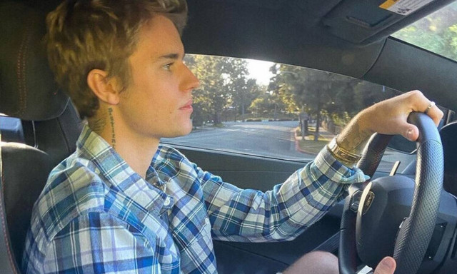 Justin Bieber: Η μικρή του αδερφή είναι κλώνος του