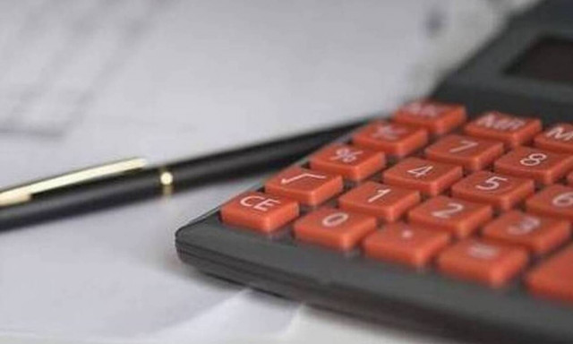 ΑΑΔΕ: Στο TAXISnet οι συμψηφισμοί για την έκπτωση 25% ΦΠΑ Απριλίου