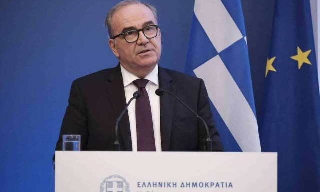 Κορονοϊός: Τέλος τα πανηγύρια τον Αύγουστο - Τι δήλωσε ο Παπαθανάσης