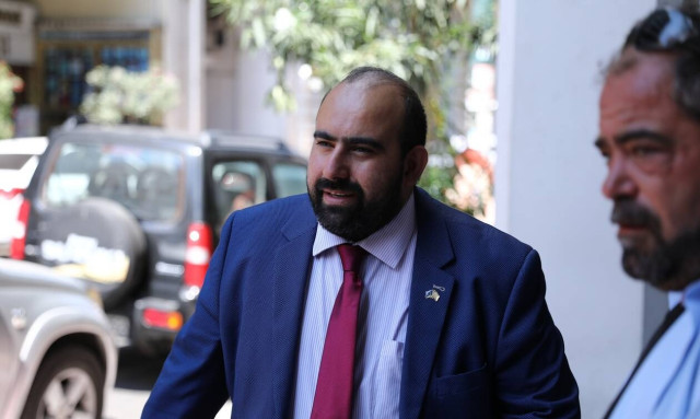 Kithira island mayor files suit for mismanagement of firefighting efforts