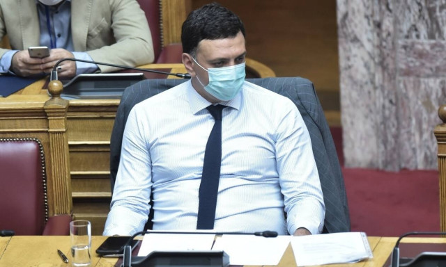 Κορονοϊός: Κικίλιας – «Θέμα φιλότιμου» η χρήση μάσκας 