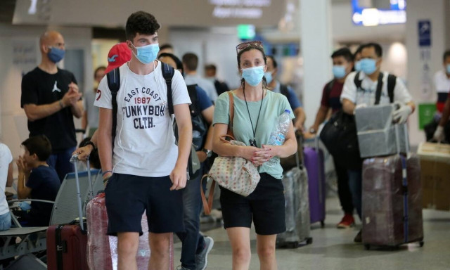 Κορονοϊός: Τρομάζει η διασπορά – Στο «κόκκινο» Αθήνα και Θεσσαλονίκη