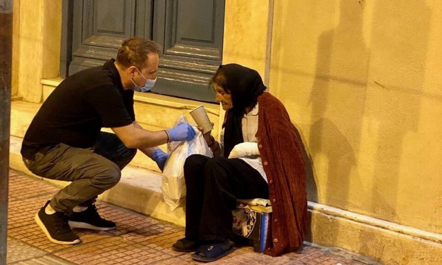 Η «ΑΠΟΣΤΟΛΗ» δίπλα στους αστέγους της Αθήνας 