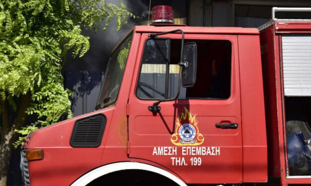 Φωτιά: Συναγερμός στη Φυλή κοντά στο γήπεδο του Θρασύβουλου