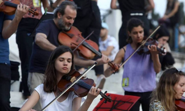 Παράταση στην υποβολή αιτημάτων στήριξης για τους εργαζομένους στον πολιτισμό