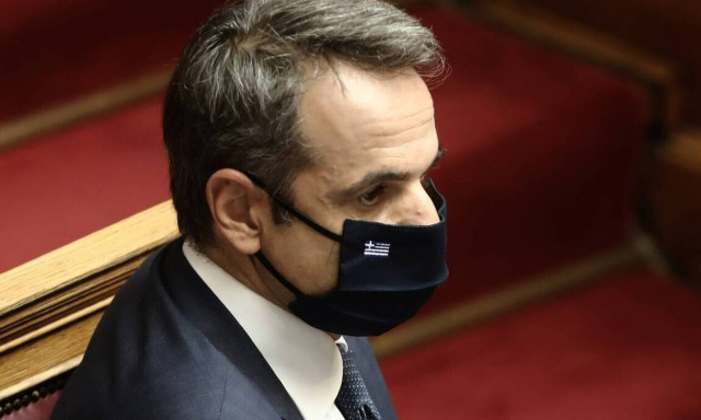 Με μάσκα ο Κυριάκος Μητσοτάκης στα social media