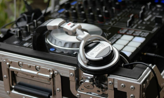 Κορονοϊός – Θεσσαλονίκη: Θετικός στον ιό ο DJ του γάμου – Τι δήλωσε