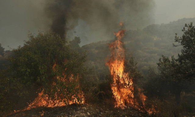 Φωτιά ΤΩΡΑ στις Σπέτσες