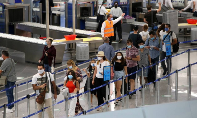 Κορονοϊός - Νέα ΝΟΤΑΜ: Τι αλλάζει στις πτήσεις με Αλβανία και Σκόπια