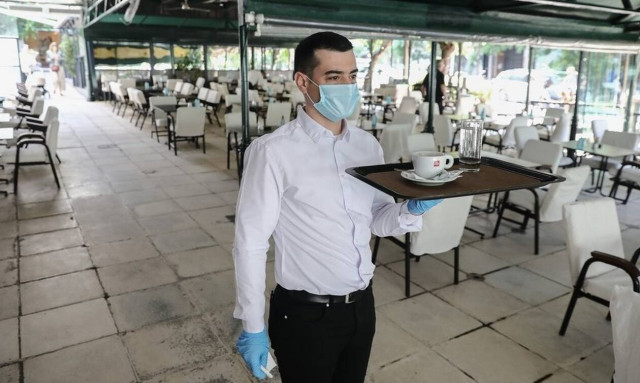 Κορονοϊός: Αλλάζουν όλα στη διασκέδαση -Τι ισχύει από αύριο σε μπαρ, καφετέριες και εστιατόρια