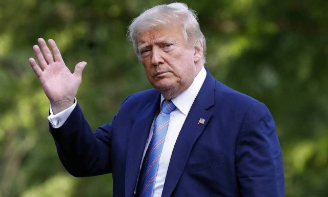 ΗΠΑ: Ο Τραμπ χαιρέτισε την επιστροφή στη Γη της κάψουλας της SpaceX