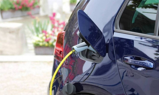 Ηλεκτρικά οχήματα: Τα δέκα βήματα για την επιδότηση αγοράς