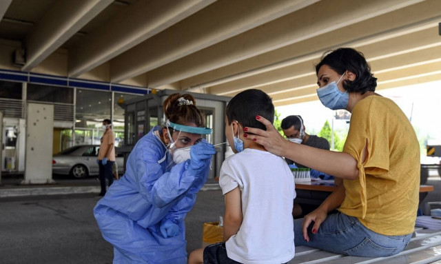 Κορονοϊός: Συναγερμός στην Καβάλα για τα 23 κρούσματα - Εν αναμονή για τις επαφές τους