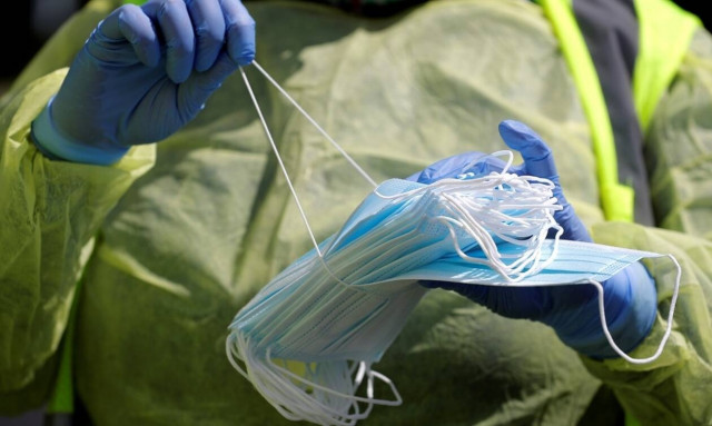 Κορονοϊός: Ασυμπτωματικοί ή ολιγοσυμπτωματικοί ασθενείς μεταδίδουν ακόμη και χωρίς φυσική επαφή