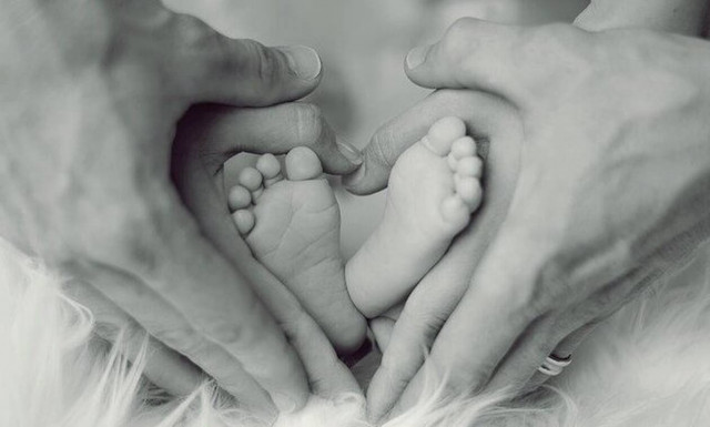 Βέροια: 39χρονη θετική στον κορονοϊό γέννησε υγιέστατο κοριτσάκι