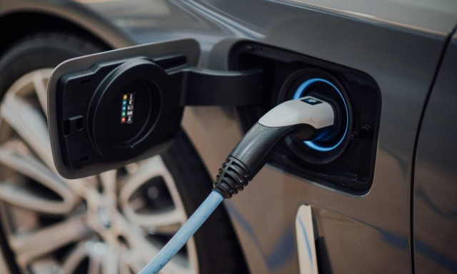 Επιδότηση αγοράς ηλεκτρικού οχήματος: Τα 10 βήματα για την αίτηση 