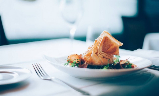 Κως: Η απάντηση εστιατορίου στους τζαμπατζήδες influencers που έγινε viral