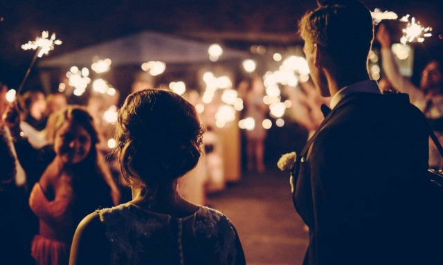 Κορονοϊός: Γάμος υγειονομική «βόμβα» και στην Αλεξανδρούπολη – Θετική στον ιό καλεσμένη