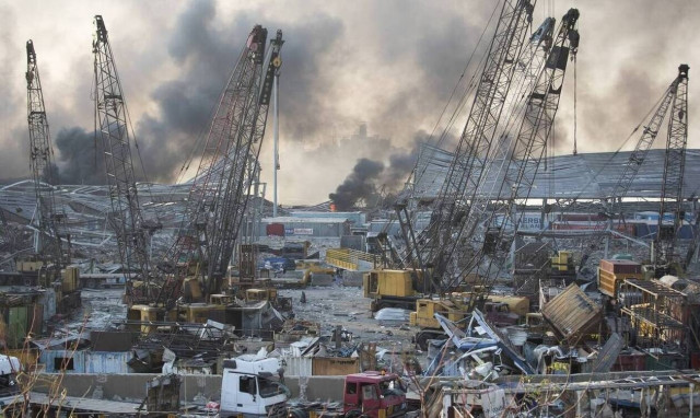 Βηρυτός: Βιβλική καταστροφή! Σοκάρει η εικόνα πριν και μετά τη φονική έκρηξη