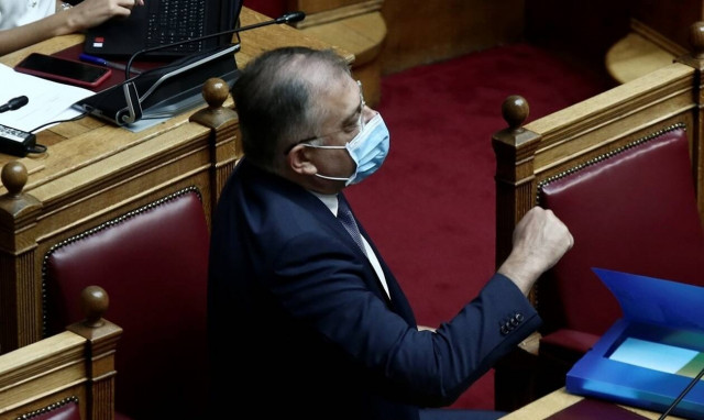 Κορονοϊός – Θεοδωρικάκος: Να επανέλθει το κλιμακωτό ωράριο στο Δημόσιο και η τηλεργασία