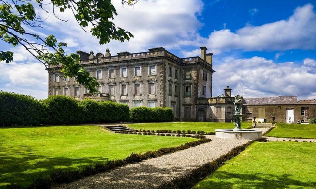 Ιρλανδία: Πωλείται το «πιο στοιχειωμένο σπίτι» - Ο θρύλος του Loftus Hall