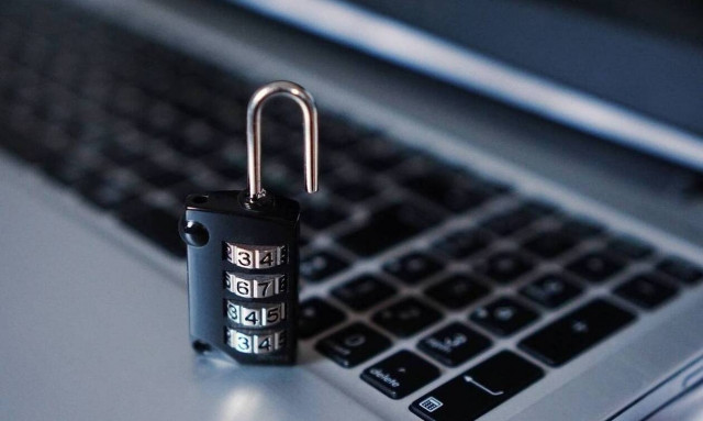 Προσοχή: Νέα απάτη - Έτσι αποσπούσε χρήματα από τους πελάτες του ένα e-shop