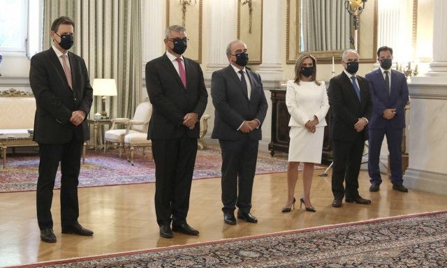 Ορκίστηκαν οι νέοι υπουργοί και υφυπουργοί