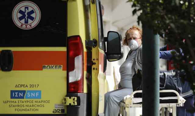 Κορονοϊός - Ηλεία: Θετικοί εργαζόμενοι του ΕΟΔΥ σε δομή προσφύγων 