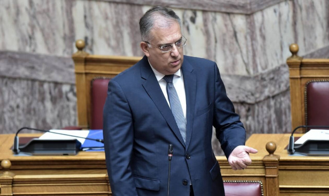 Κορονοϊός – Θεοδωρικάκος: Πολύ αυστηρά μέτρα στο Δημόσιο - Απαραίτητη η χρήση μάσκας από όλους