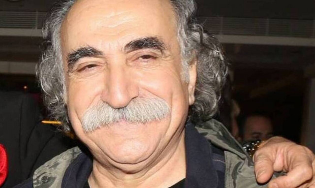 Αγάθωνας Ιακωβίδης: Με ρεμπέτικο και μπαγλαμά το τελευταίο «αντίο» (pics - vid)