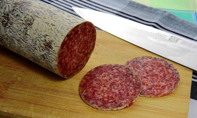 Προσοχή: Ο ΕΦΕΤ ανακαλεί σαλάμι αέρος - Μην το καταναλώσετε