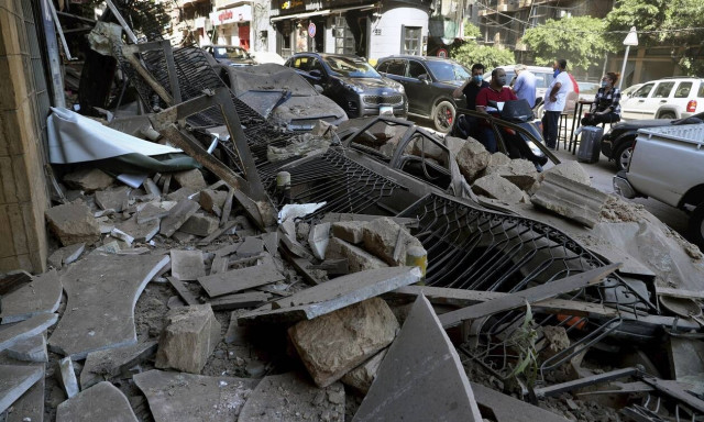 Βηρυτός - Συγκλονίζει Ελληνίδα: Υπήρχαν παντού αιμόφυρτοι άνθρωποι (vid)
