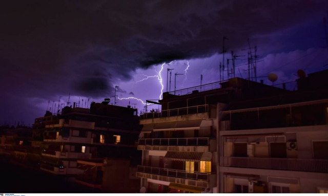 Κακοκαιρία: Η «Θάλεια» πάνω από την Ελλάδα – Η πιο δύσκολη μέρα το Σάββατο