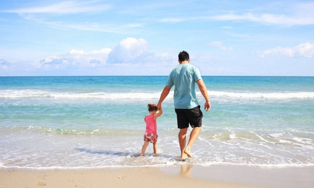 Πρώτες διακοπές με το μωρό: Τι πρέπει να γνωρίζετε 