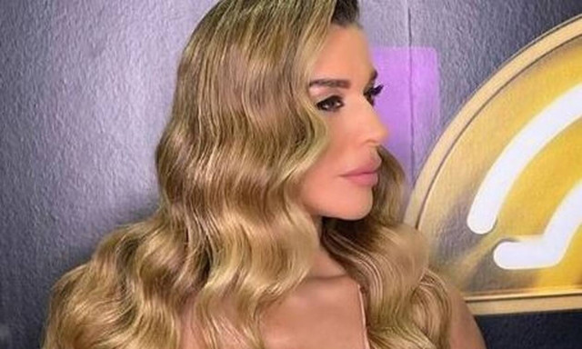 Έρρικα Πρεζεράκου: Έτσι έγινε το ατύχημα με την προπέλα - Τα τελευταία νέα (pics)