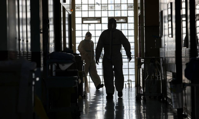 Κορονοϊός: Πρόσω ολοταχώς για δεύτερο κύμα - Για ποιες περιοχές ανησυχούν οι ειδικοί